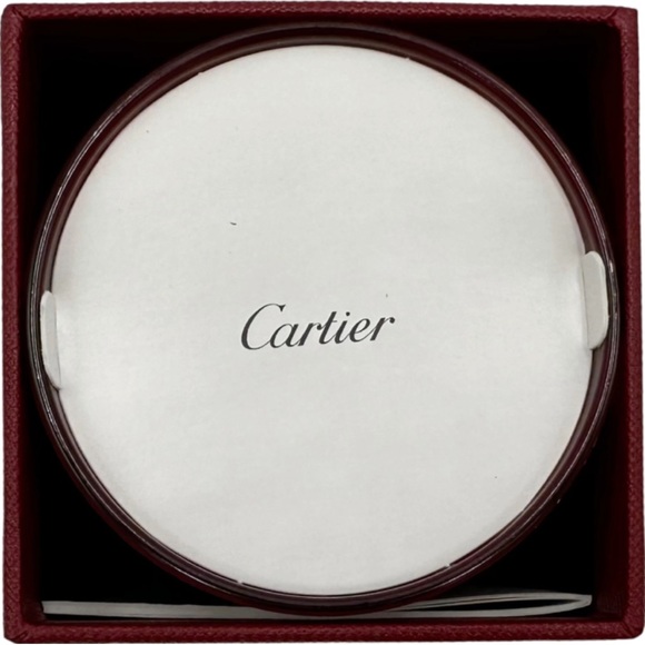 New in Box Cartier Bougie Parfumée Panther Scented Candle 6.5oz. - Picture 6 of 12